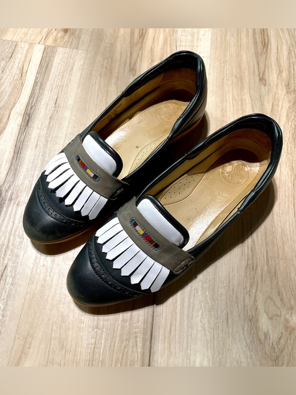 Spike-less golf shoes, Black Leather Fringe Slip-On Loafers with White Accent